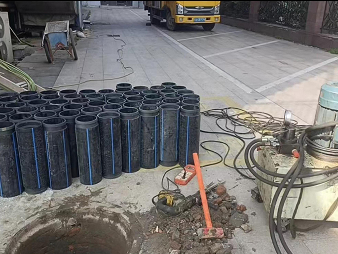 来安PE置换管厂家 DN315置换管 非开挖管短管置换